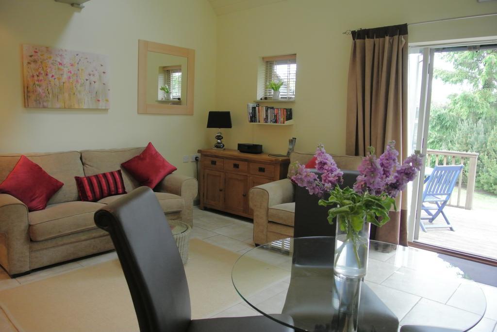 Frith Farm House Cottages Newnham  Номер фото